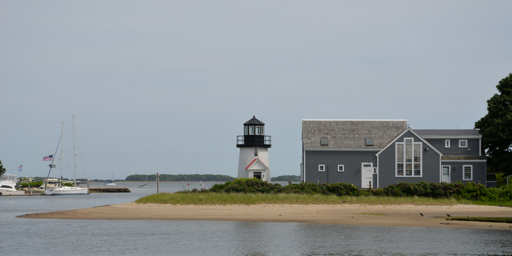 new Hyannis apartments